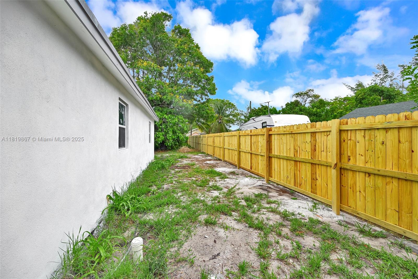 SAXONS SUB IN NE1/4 - Residential