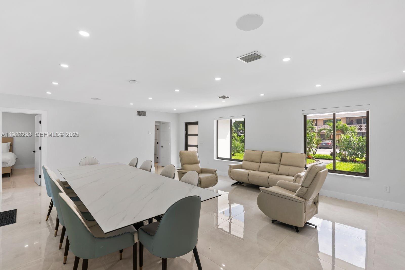 HUDSON VALLEY - Residential