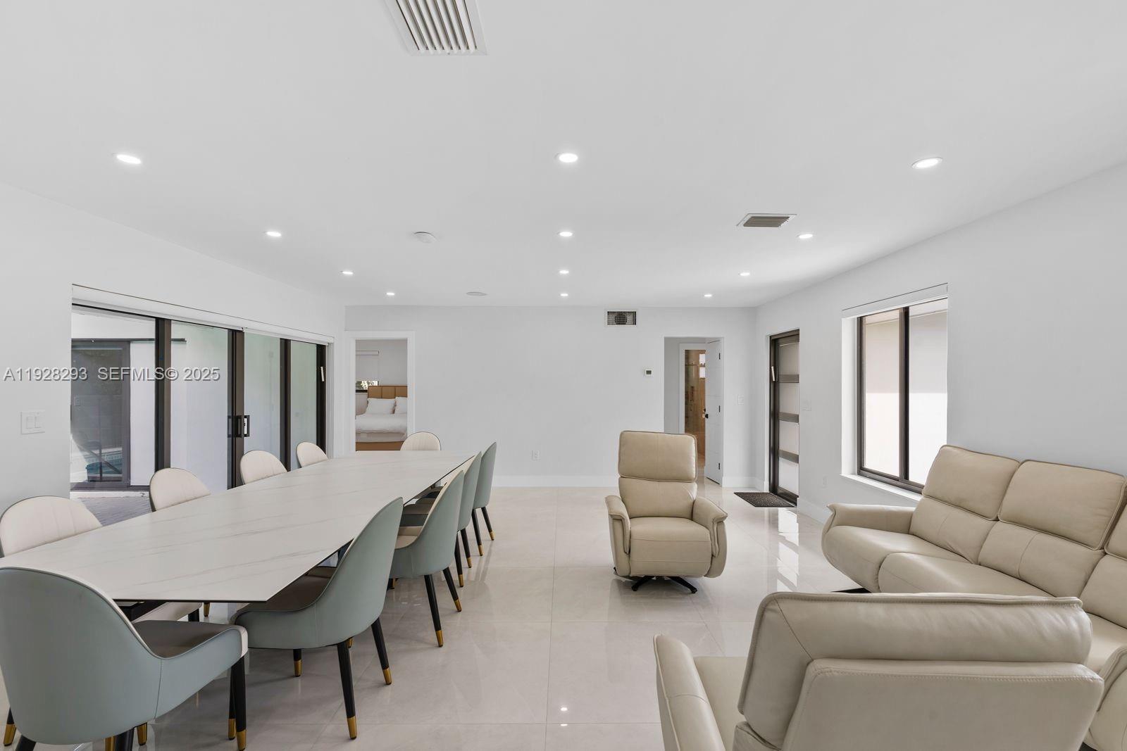 HUDSON VALLEY - Residential