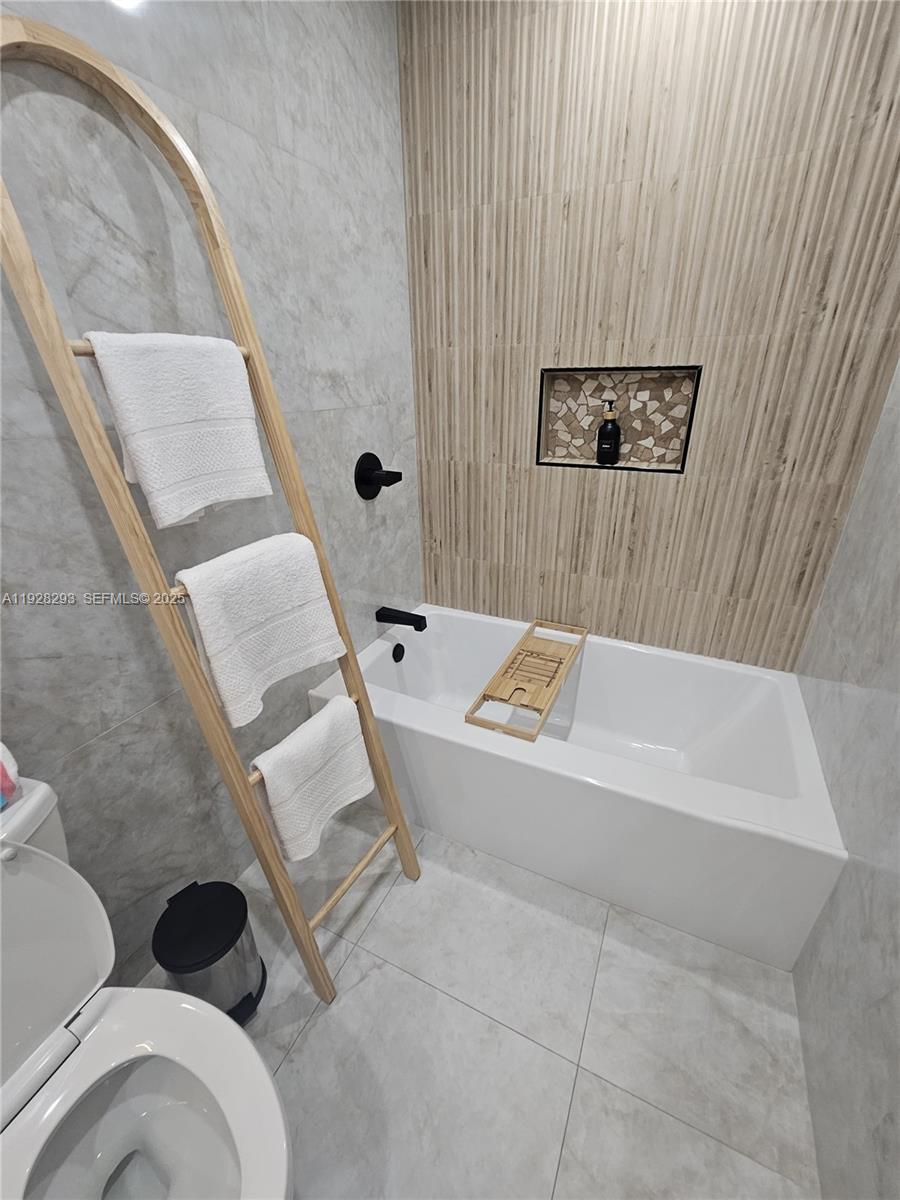 HUDSON VALLEY - Residential