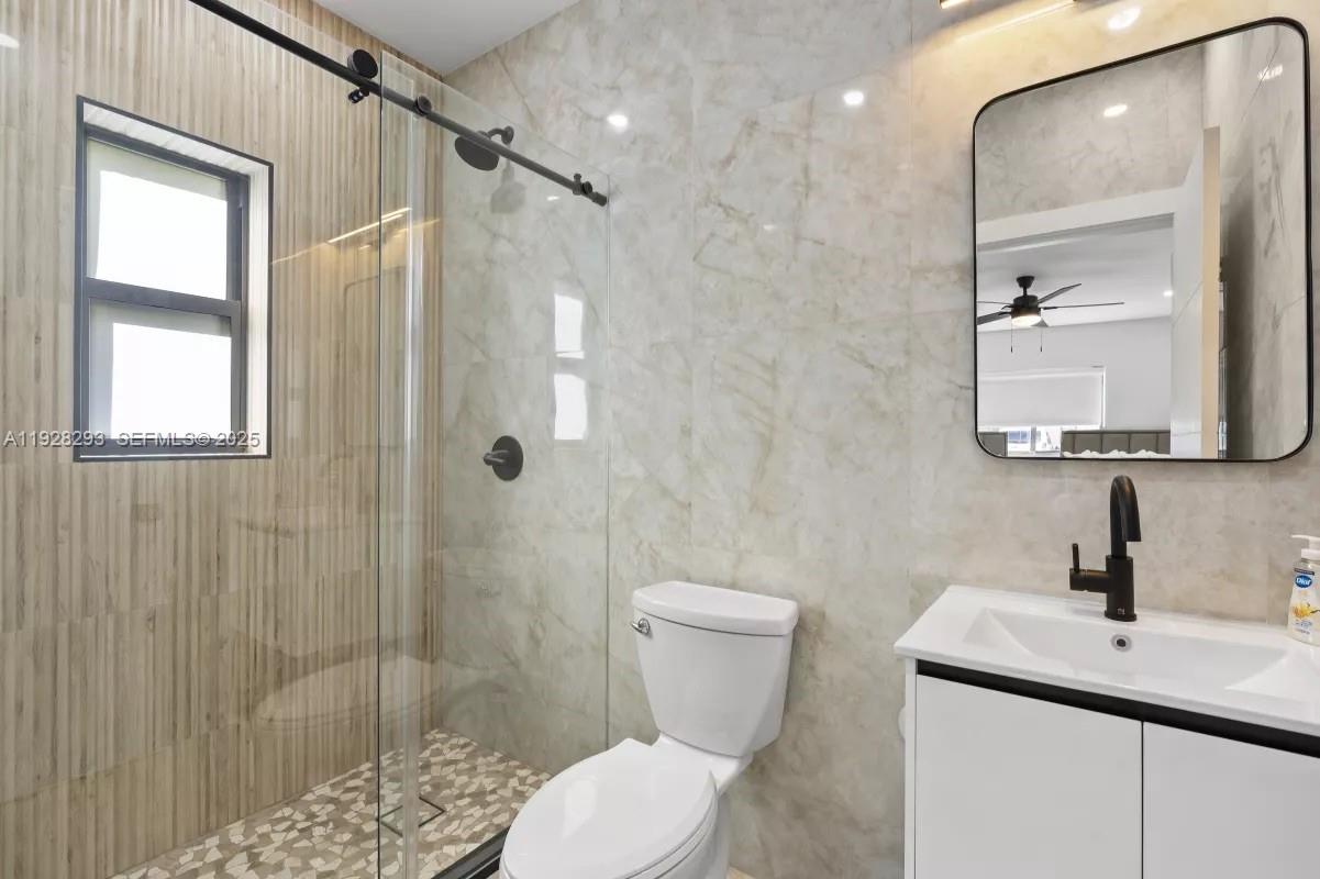 HUDSON VALLEY - Residential