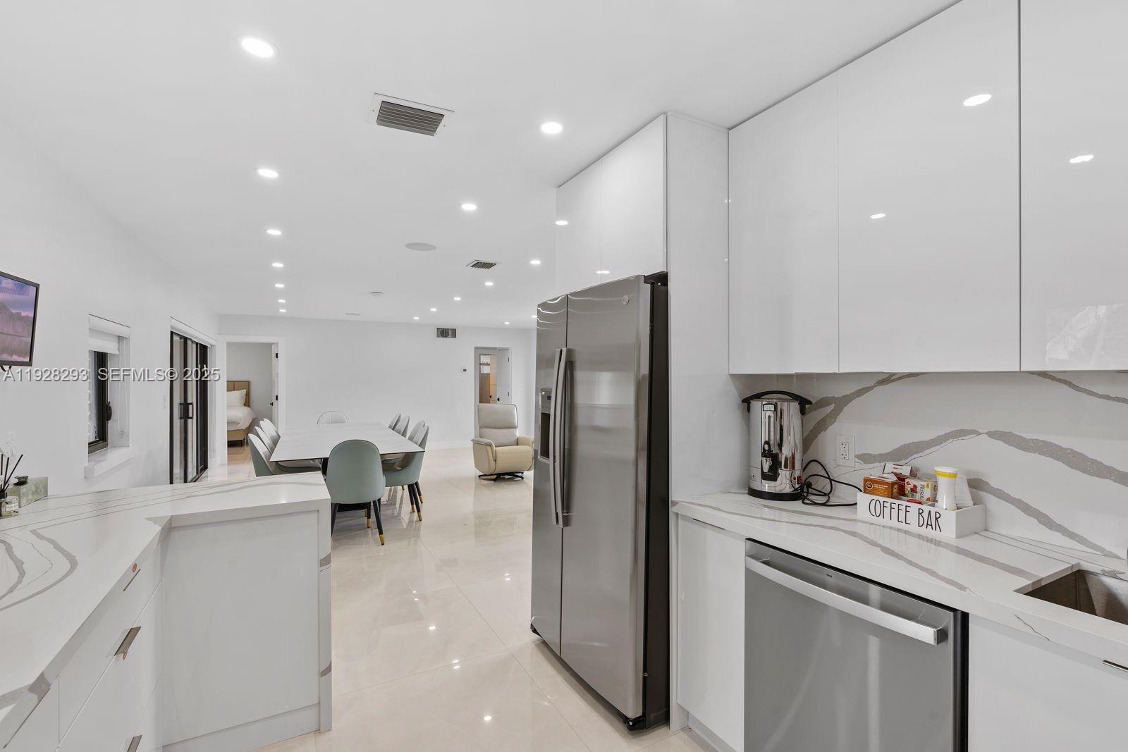 HUDSON VALLEY - Residential