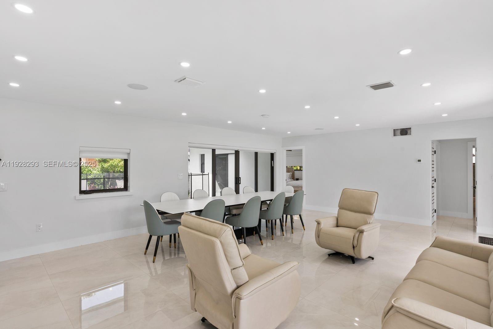 HUDSON VALLEY - Residential