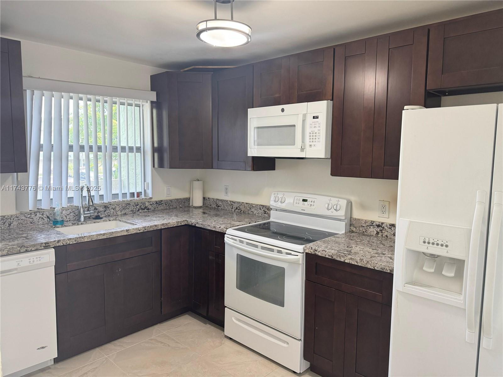 GARDENS OF SABAL PALMS - Residential