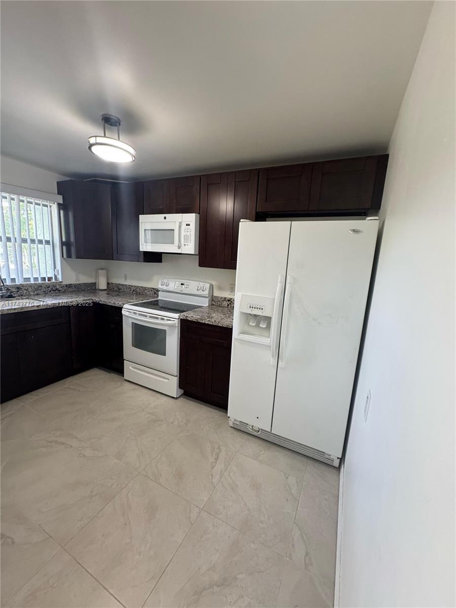 GARDENS OF SABAL PALMS - Residential