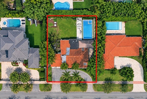 421 LUENGA AVE, CORAL GABLES, FL 33146 - Image d330858e4eb0c453cbfc8b6bb2fac86e/3091071729