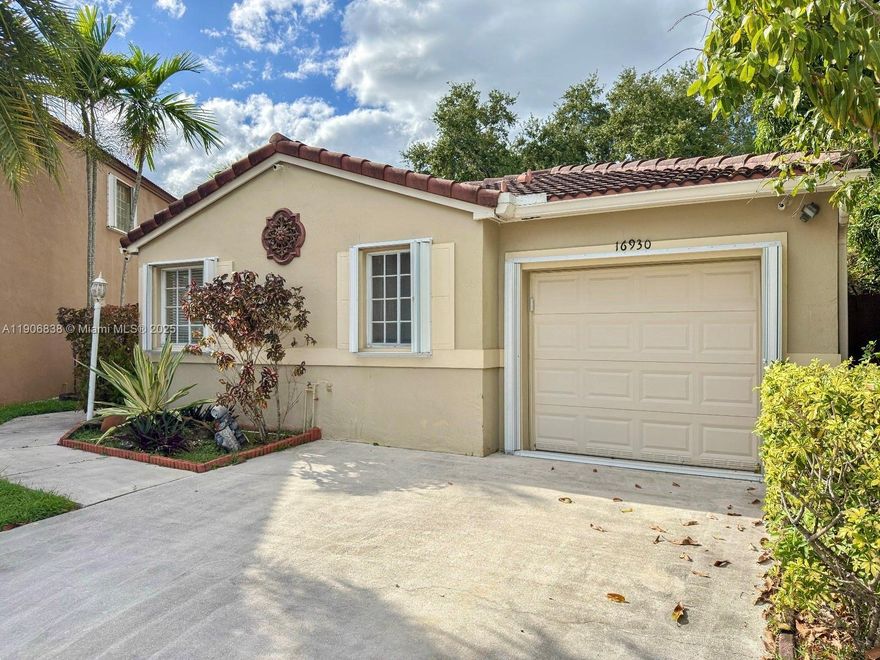 Quiet cul de sac living near A and B rated schools. Beautiful 3 bedroom 2 bathroom single family in the Serena Lakes community with a bright one story layout, family room, eat in kitchen and ceramic floors for easy upkeep. Fenced patio ideal for kids and pets, plus garage and driveway. Family friendly community with low HOA, close to parks, Costco and Publix. The perfect fit for first time buyers and growing families. Move in ready. Virtual tour and floor plan available.