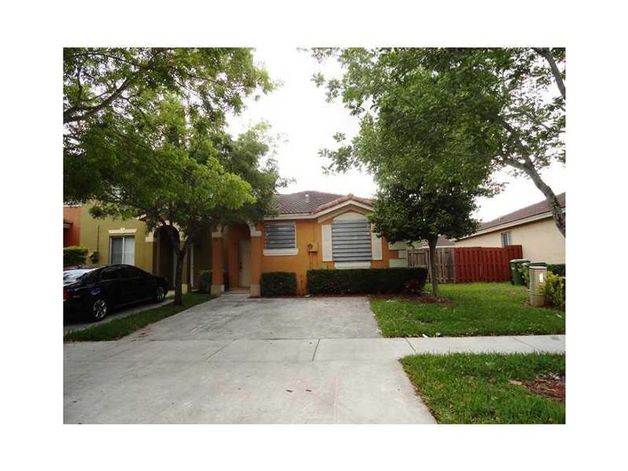 A Diamond in the Rough...Some TLC Will Make This Gem Shine!  Mowry Villas 3 Bedrooms / 2 Bathrooms / Townhouse.  Property features spacious floor plan and lots of potential. Easy to Show & Ready to Go!