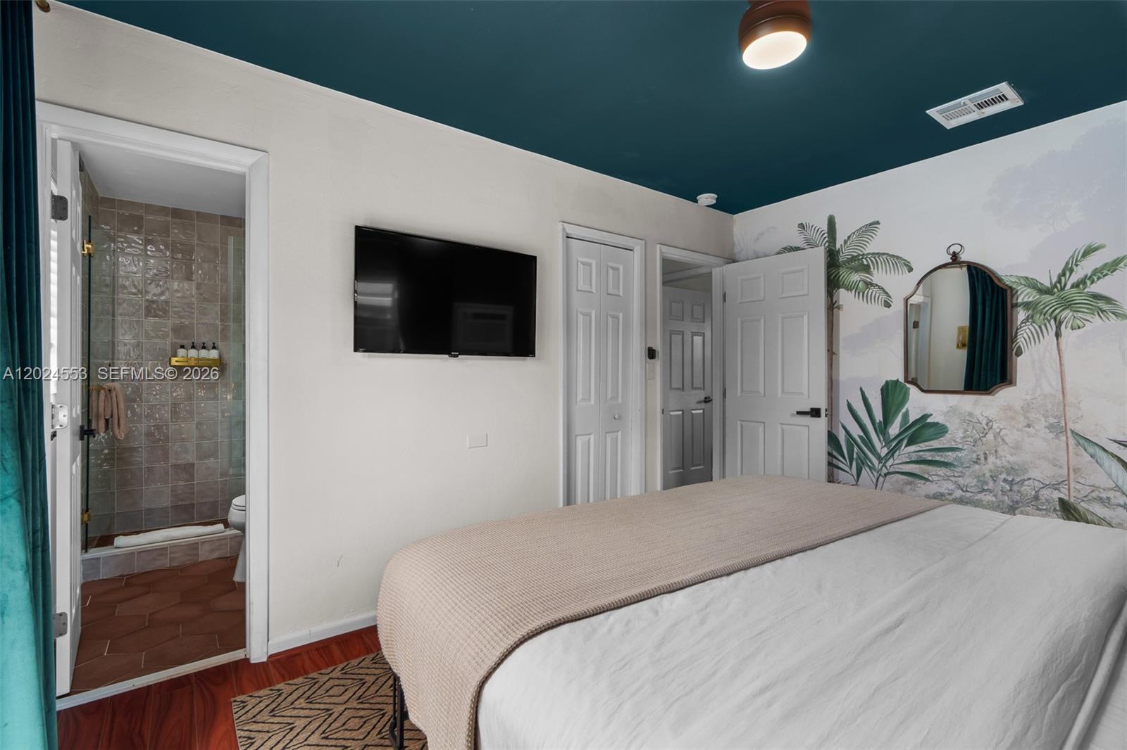 CORAL WOODS - Residential