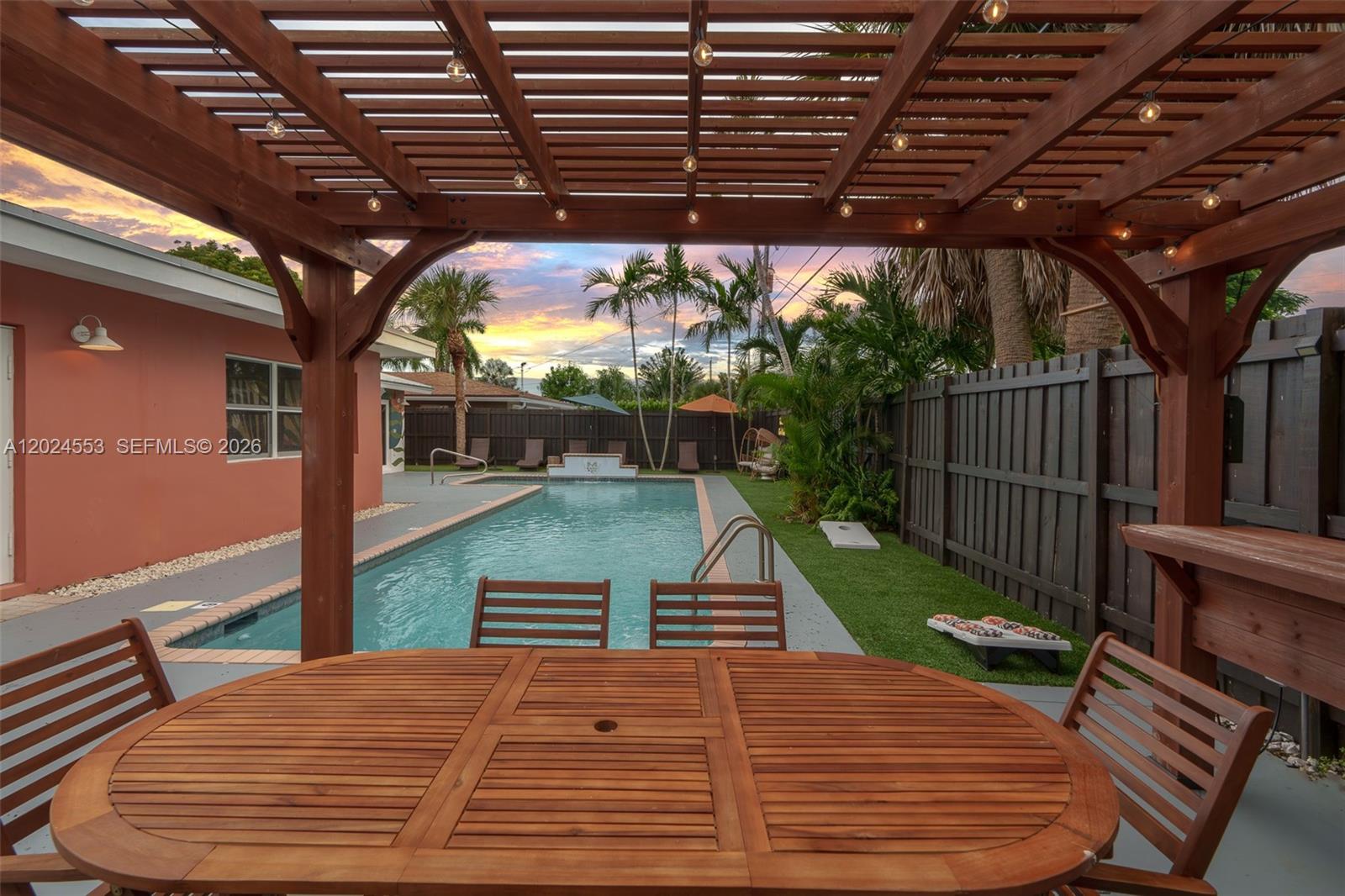 CORAL WOODS - Residential