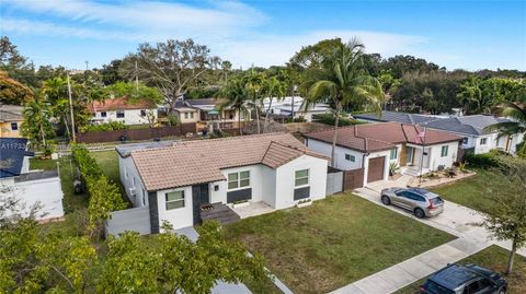 81 Whitethorn Dr Miami Springs FL 33166