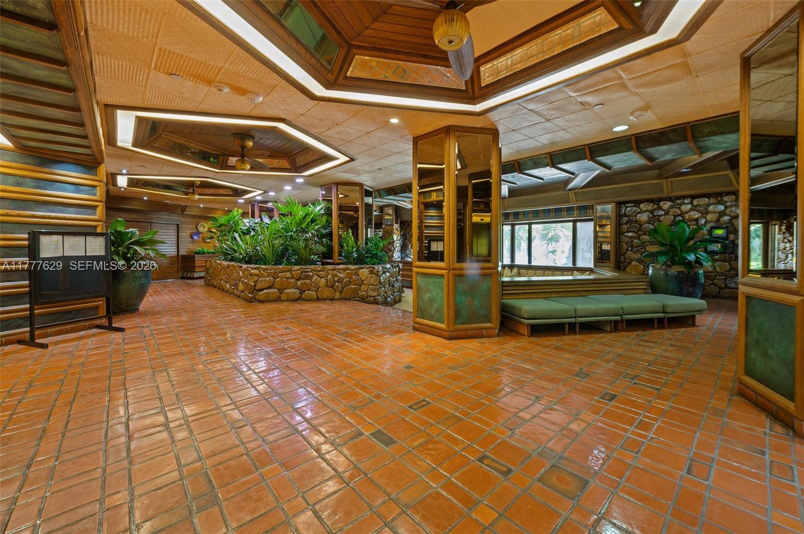 TOWERS OF QUAYSIDE CONDO - Residential Lease