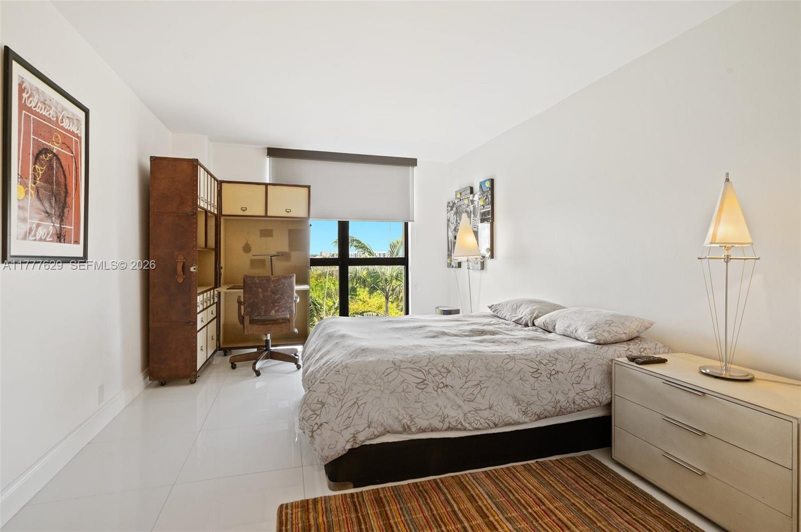 TOWERS OF QUAYSIDE CONDO - Residential Lease