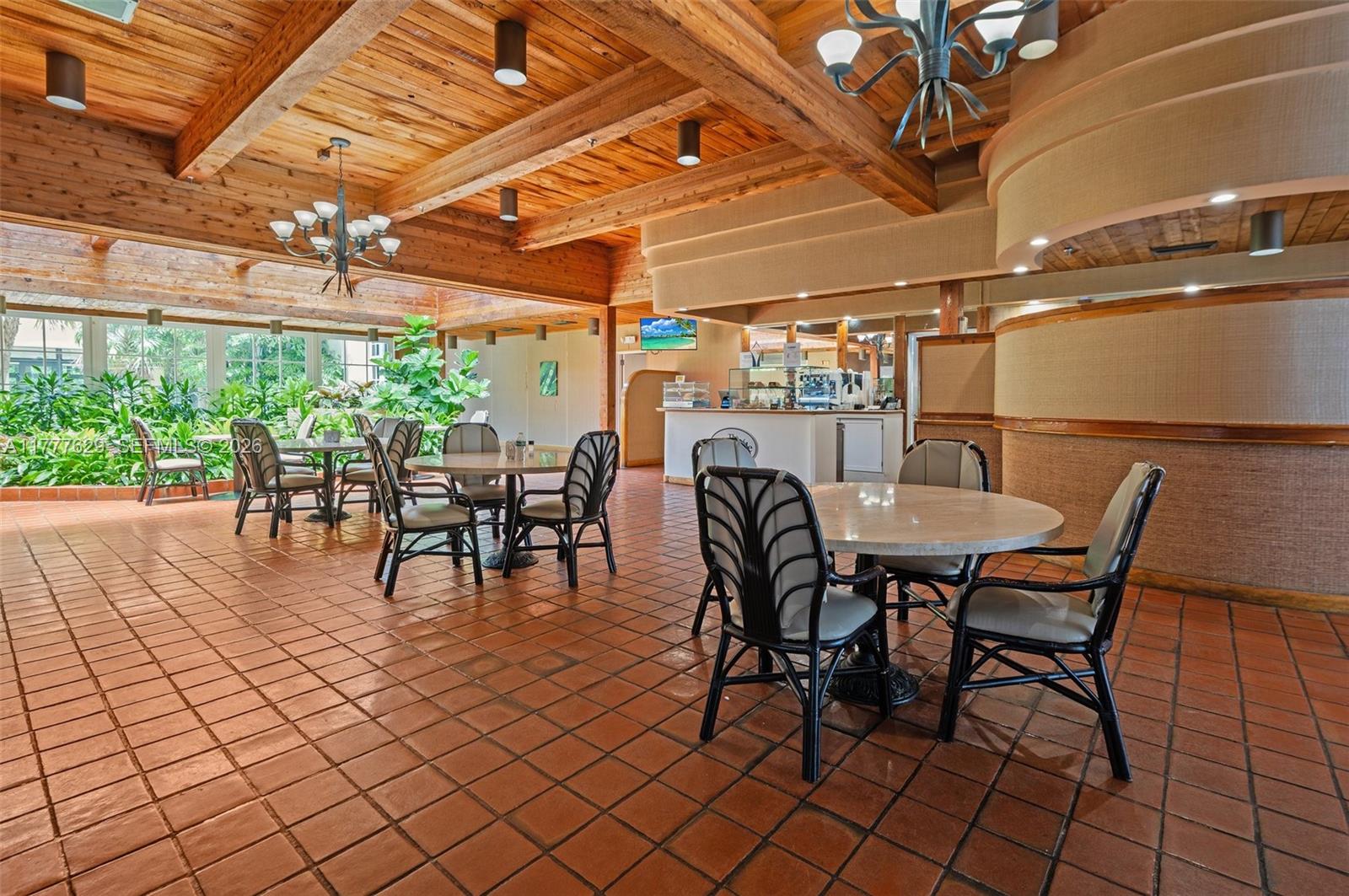 TOWERS OF QUAYSIDE CONDO - Residential Lease