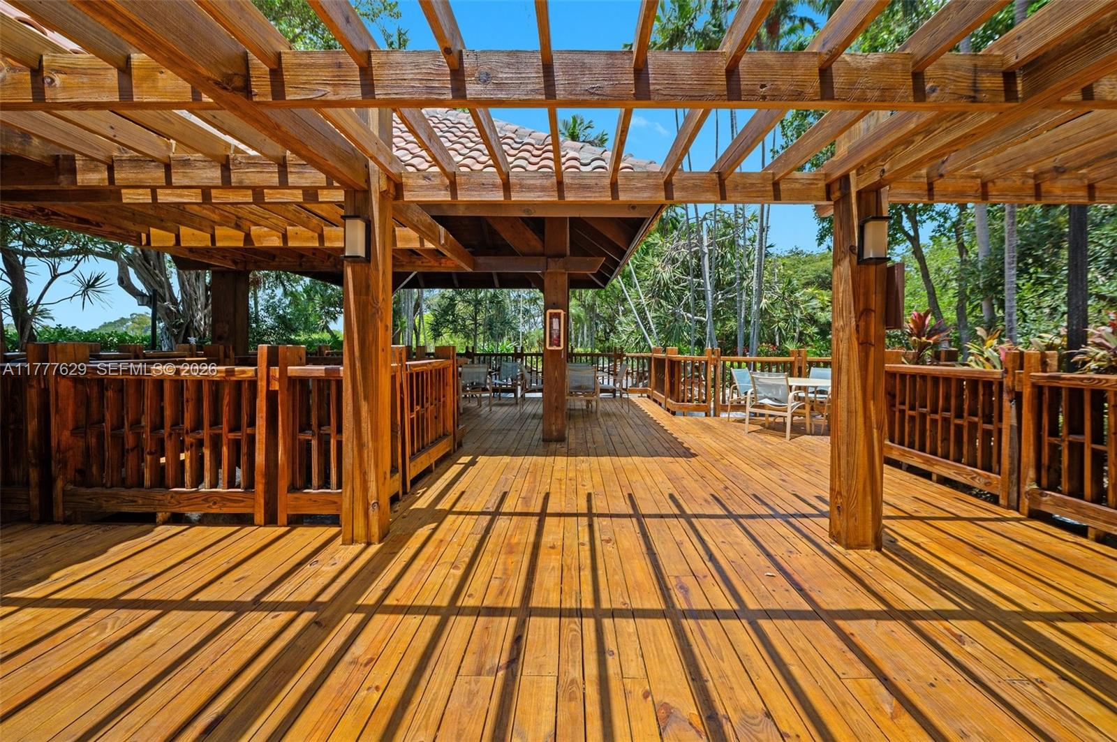 TOWERS OF QUAYSIDE CONDO - Residential Lease