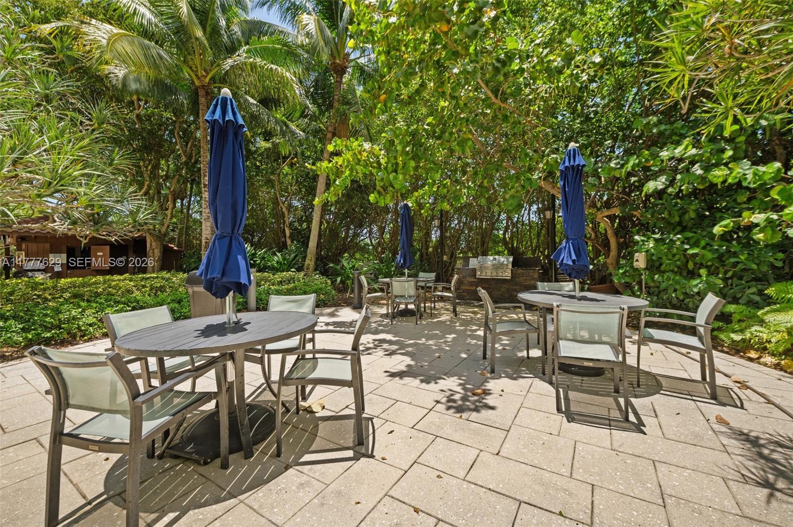 TOWERS OF QUAYSIDE CONDO - Residential Lease