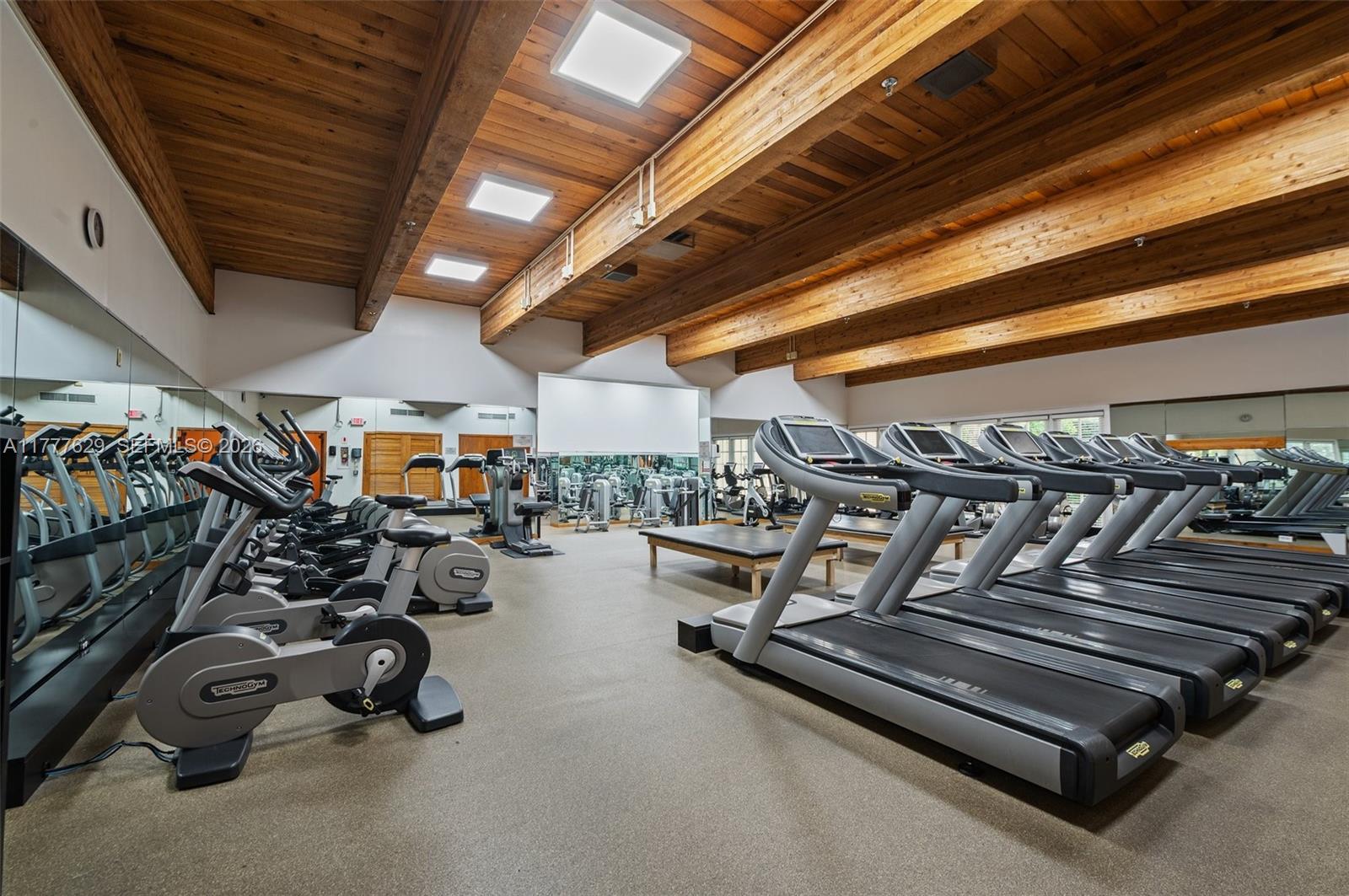 TOWERS OF QUAYSIDE CONDO - Residential Lease