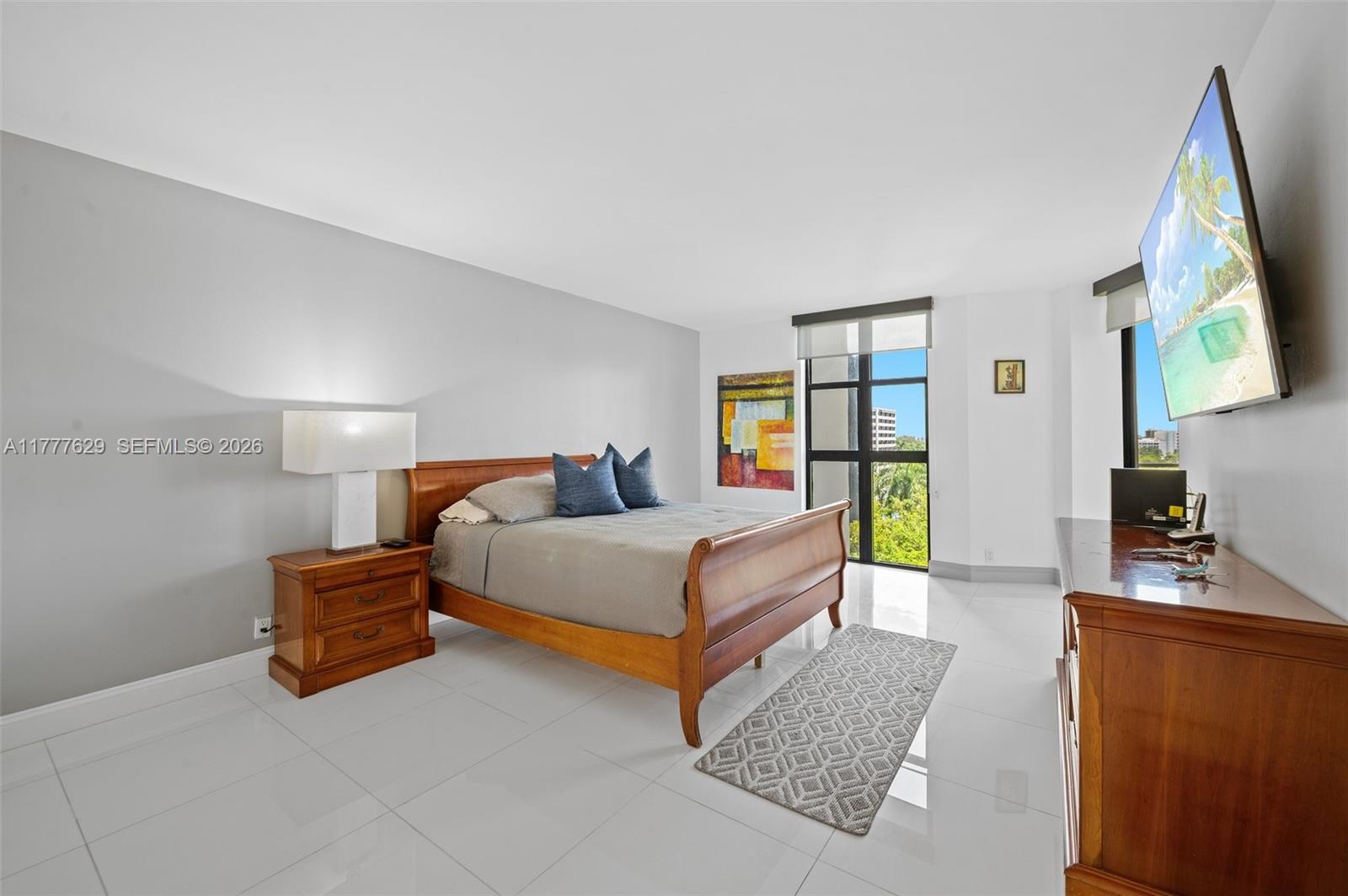 TOWERS OF QUAYSIDE CONDO - Residential Lease