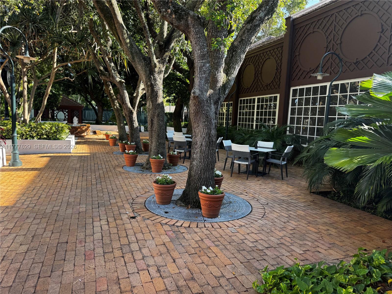 TOWERS OF QUAYSIDE CONDO - Residential Lease