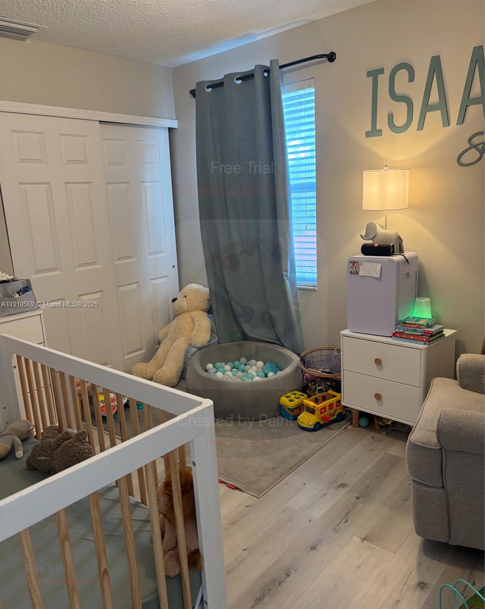 TURTLE RUN - Residential Lease