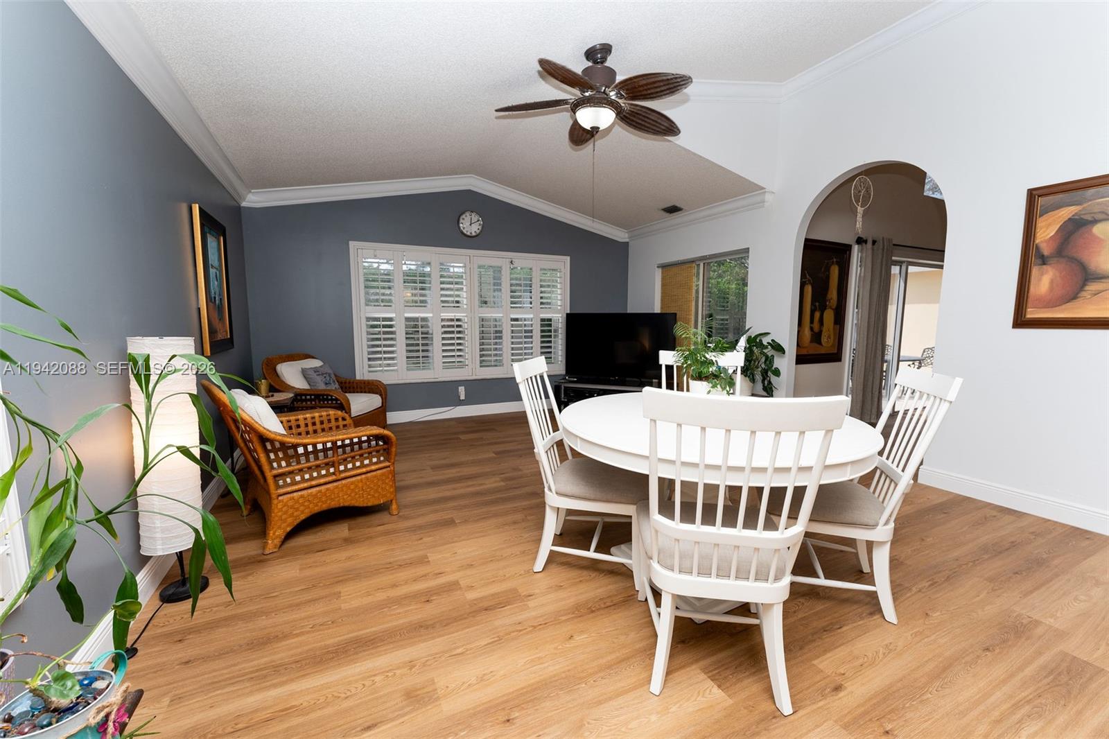 NEW ORLEANS LAKESITES - Residential