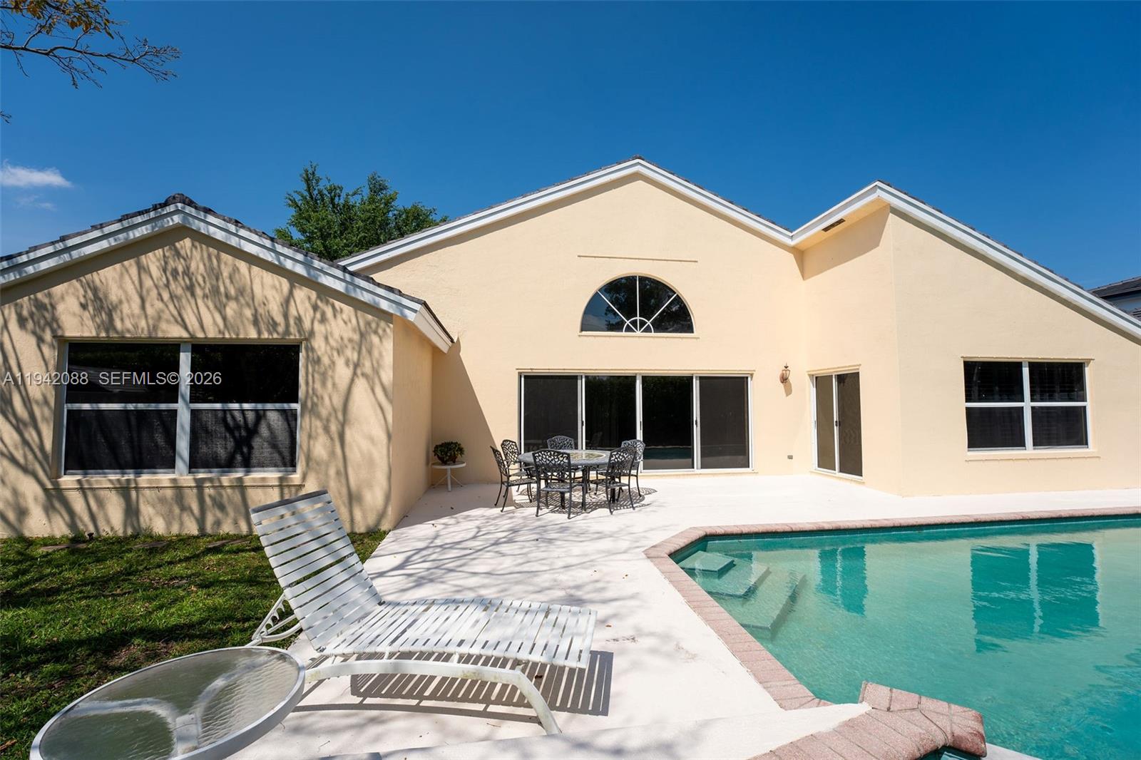 NEW ORLEANS LAKESITES - Residential