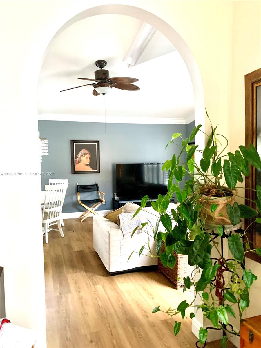 NEW ORLEANS LAKESITES - Residential