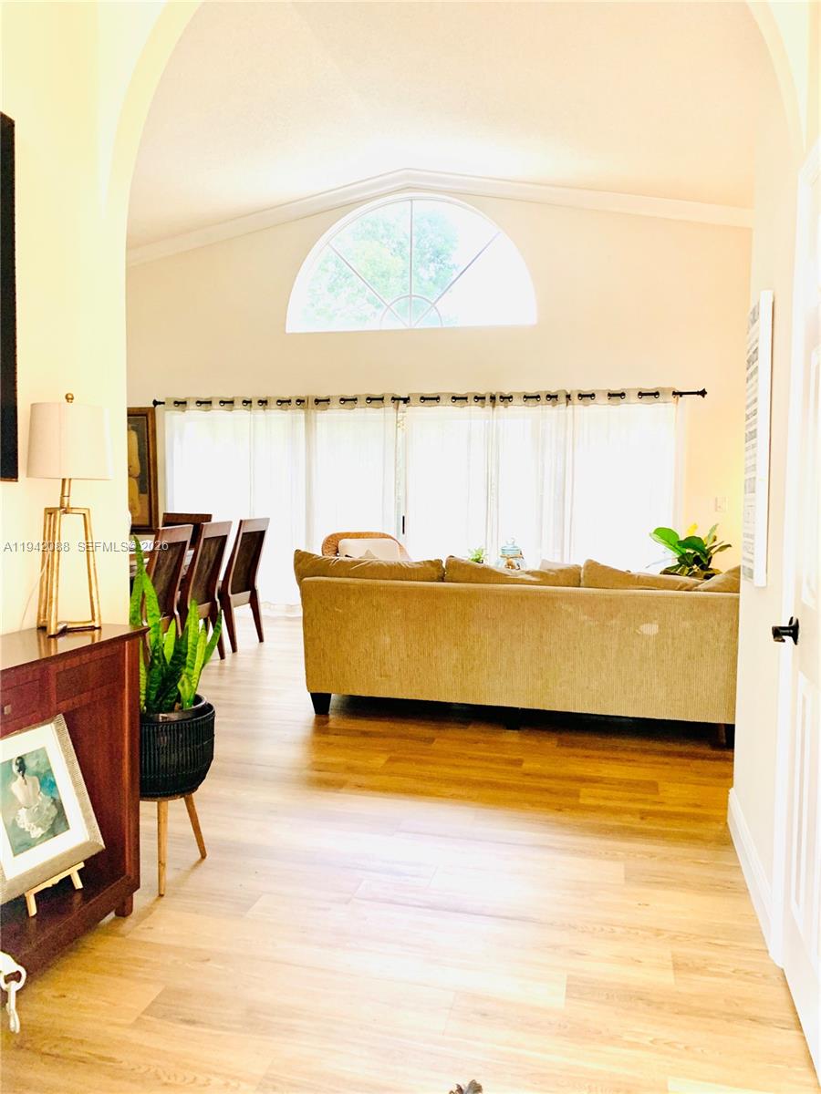 NEW ORLEANS LAKESITES - Residential