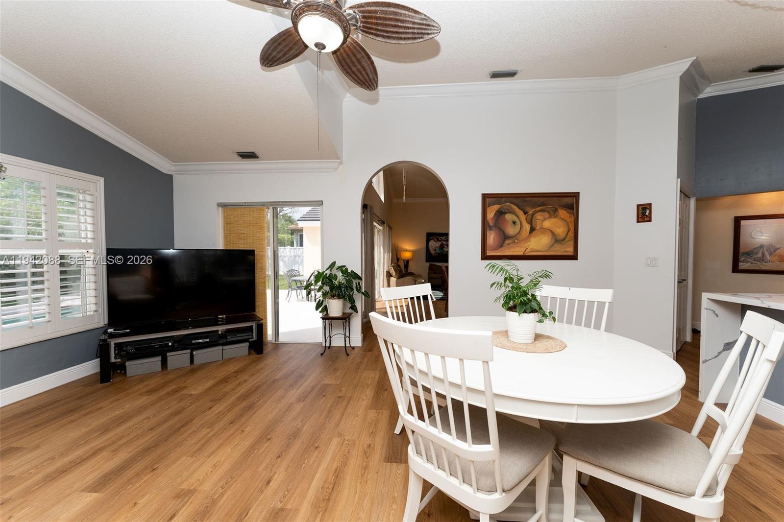 NEW ORLEANS LAKESITES - Residential