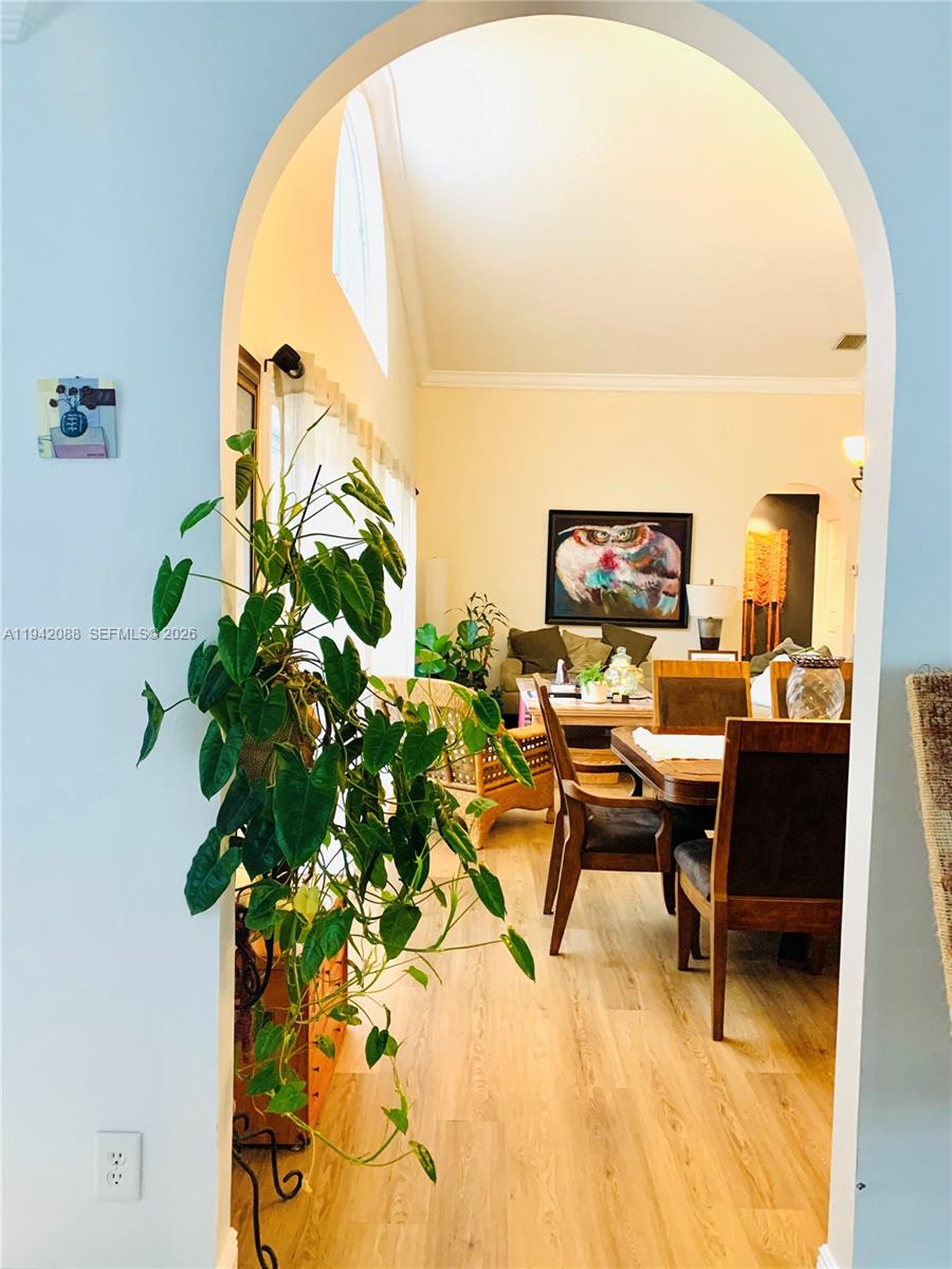 NEW ORLEANS LAKESITES - Residential