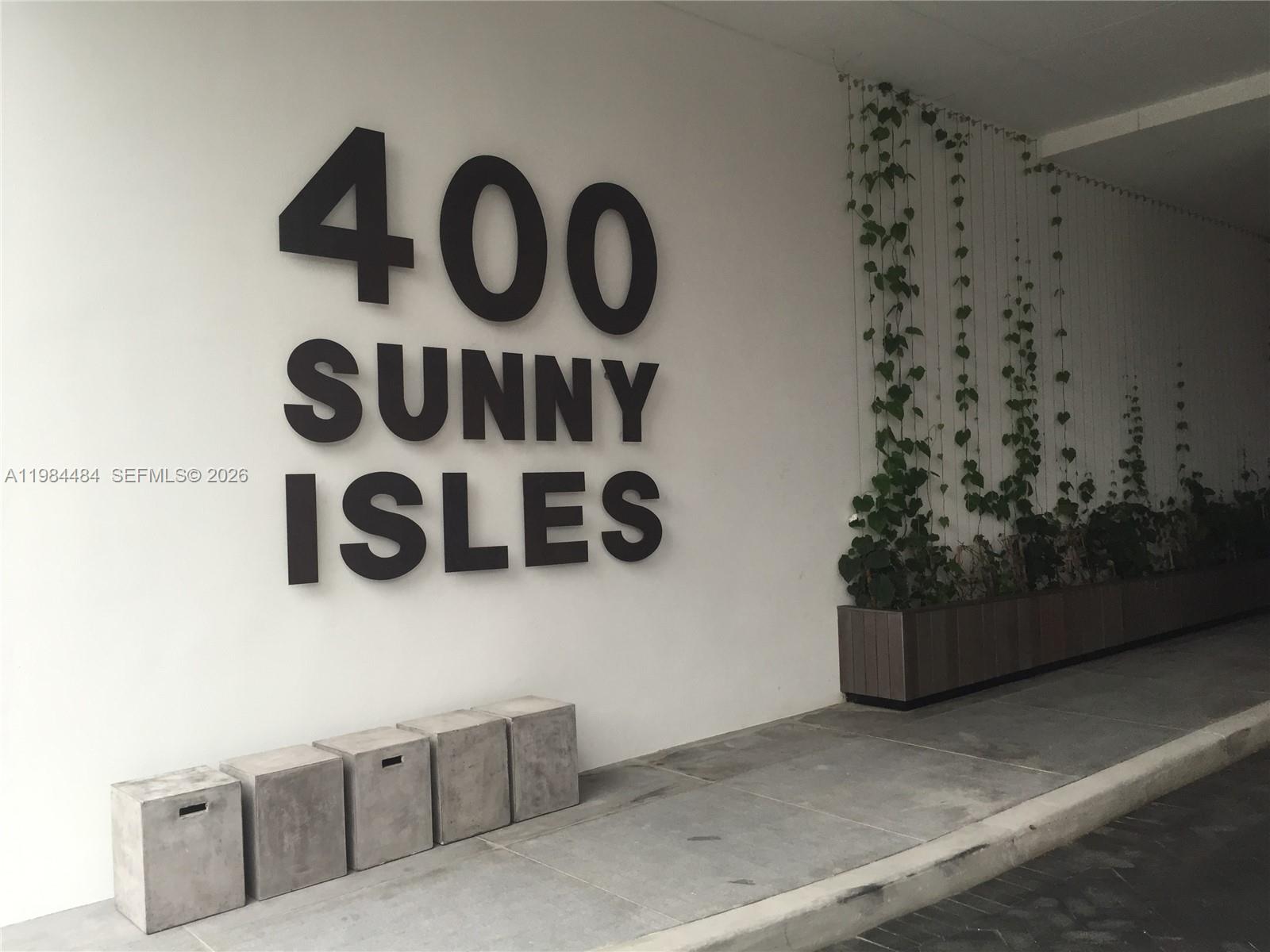 400 SUNNY ISLES CONDO WES - Residential Lease