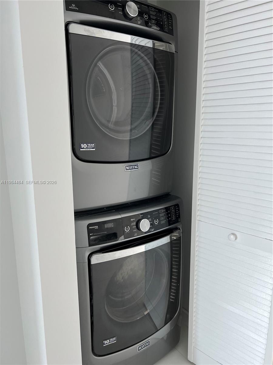 400 SUNNY ISLES CONDO WES - Residential Lease