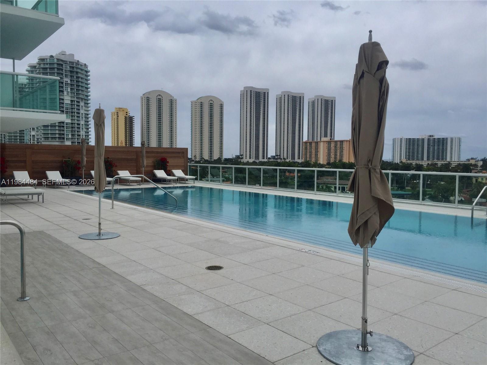 400 SUNNY ISLES CONDO WES - Residential Lease