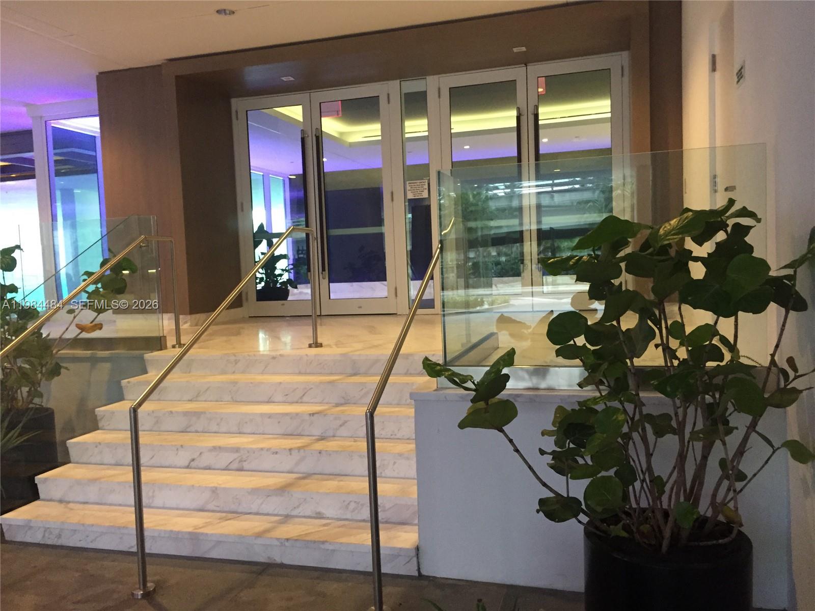 400 SUNNY ISLES CONDO WES - Residential Lease