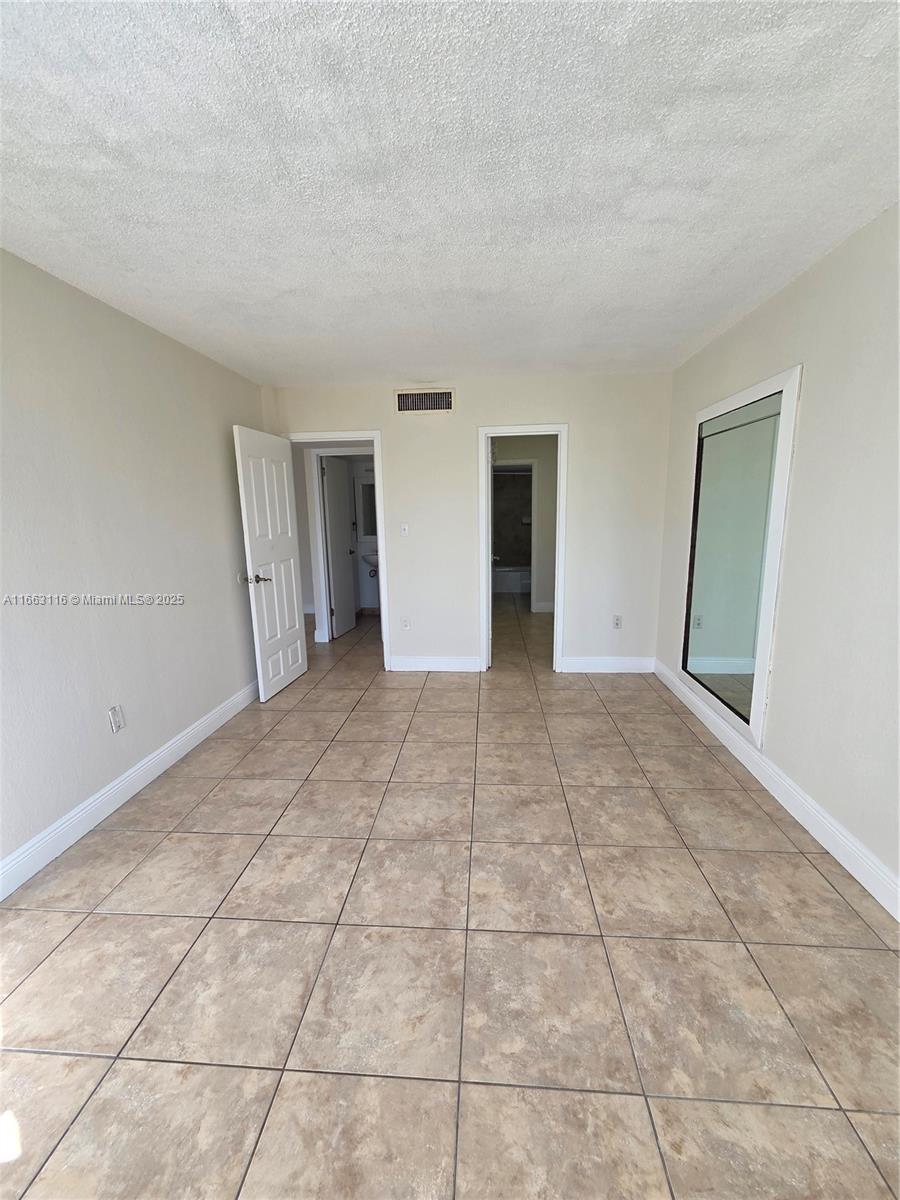 BAYVIEW PALMS CONDO - Residential