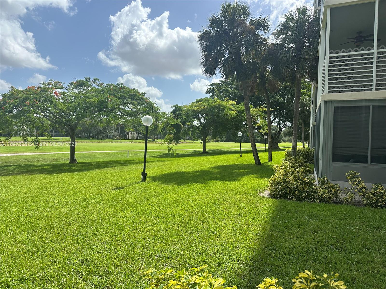 PALM-AIRE COUNTRY CLUB - Residential Lease