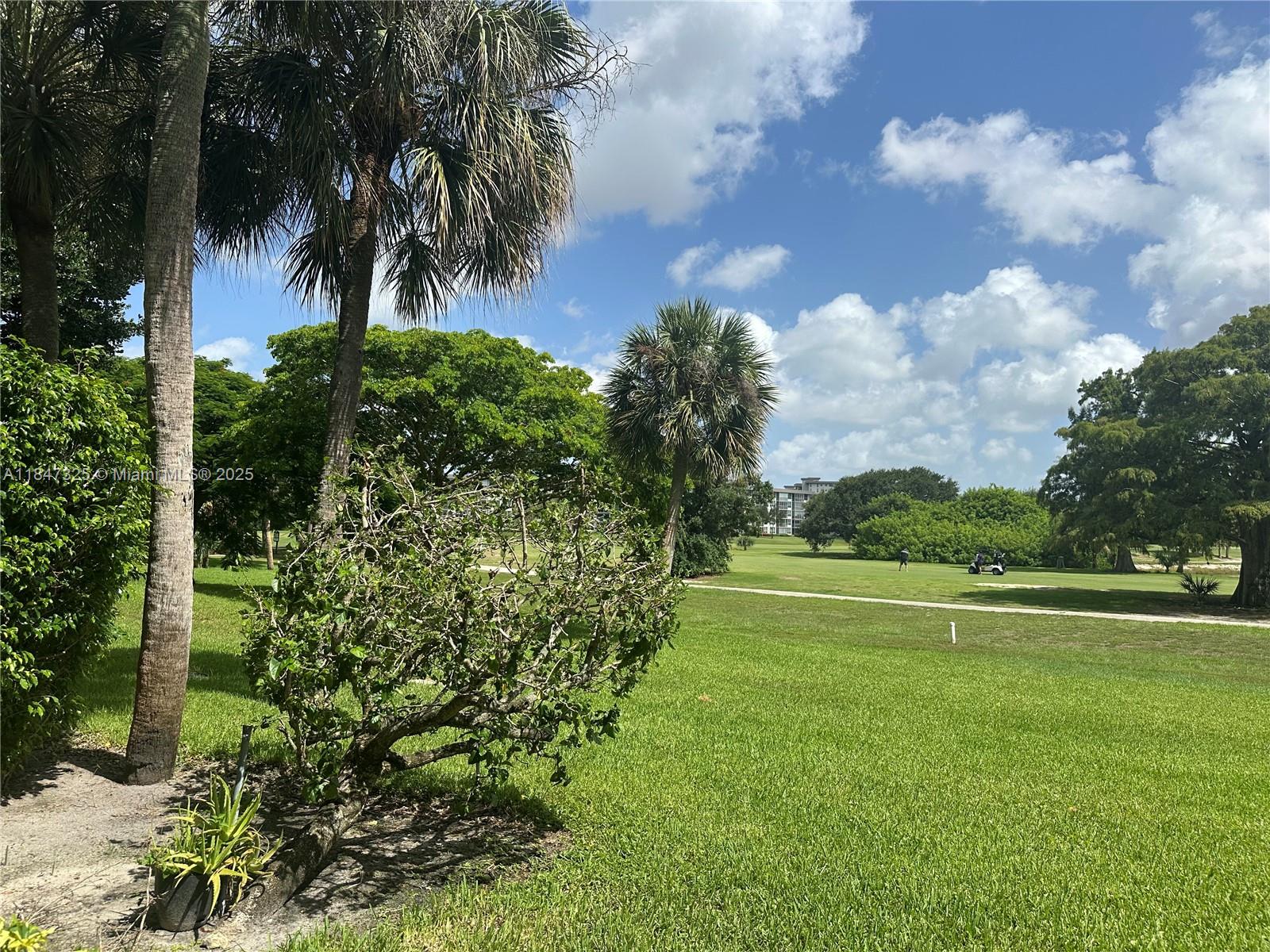 PALM-AIRE COUNTRY CLUB - Residential Lease