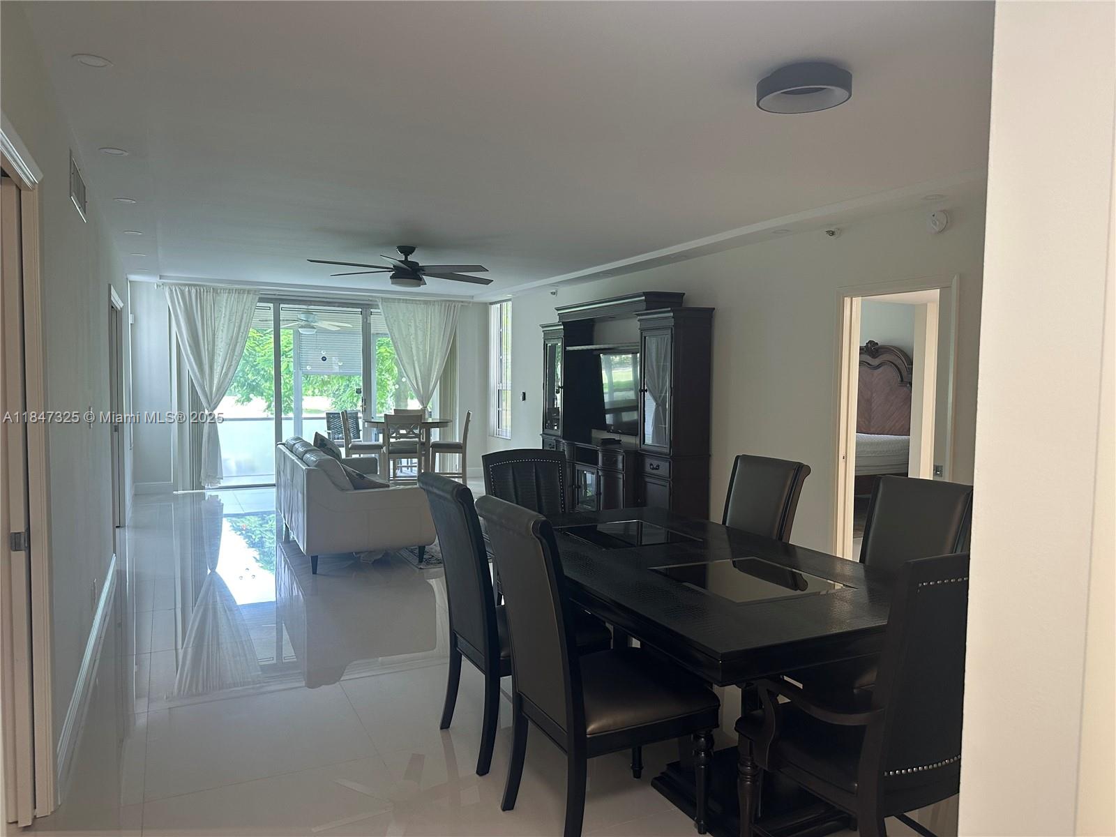 PALM-AIRE COUNTRY CLUB - Residential Lease