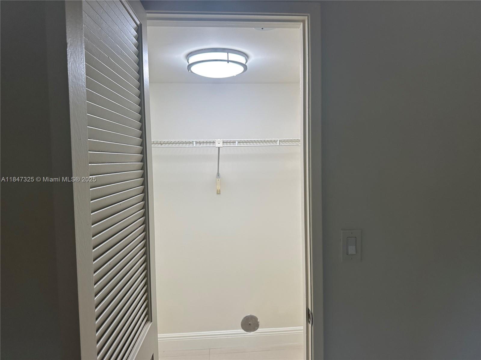 PALM-AIRE COUNTRY CLUB - Residential Lease