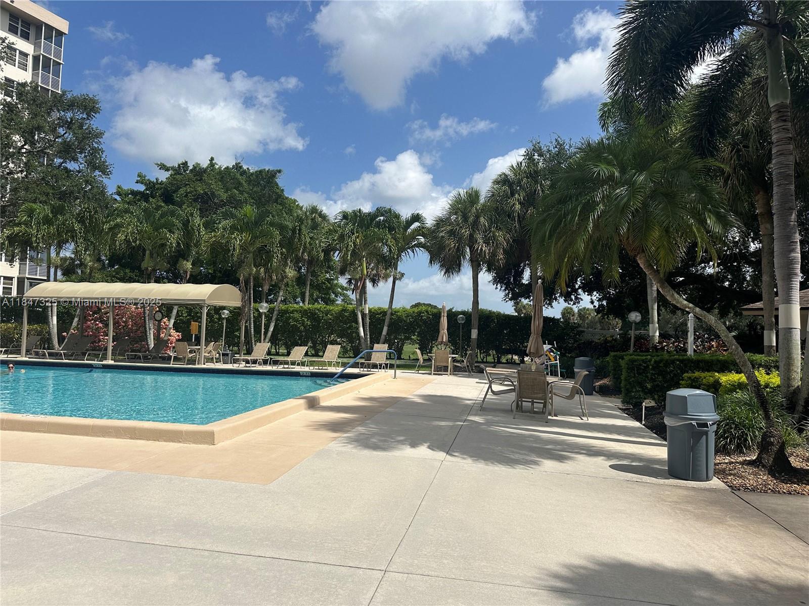 PALM-AIRE COUNTRY CLUB - Residential Lease