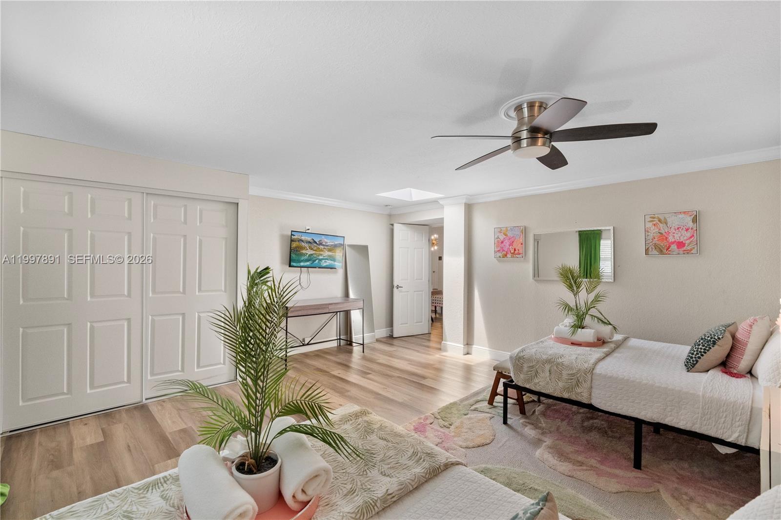 OAKLAND PARK 2ND ADD-RESU - Residential