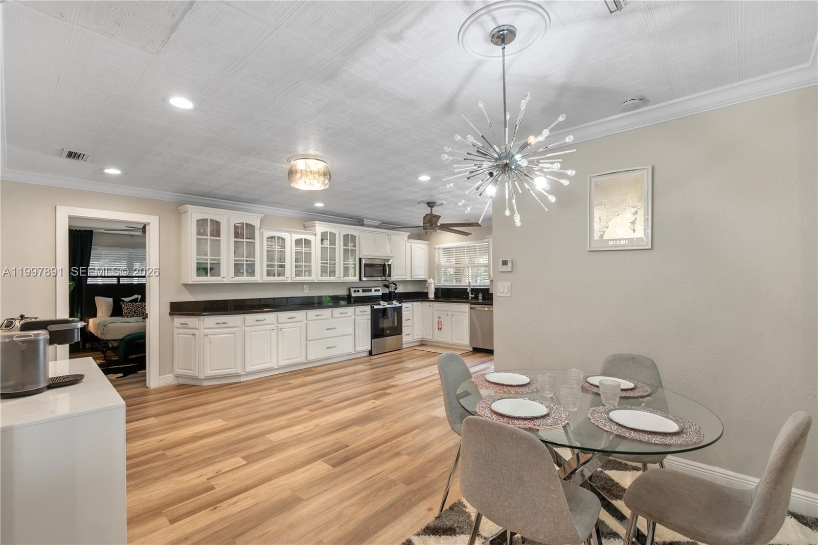 OAKLAND PARK 2ND ADD-RESU - Residential