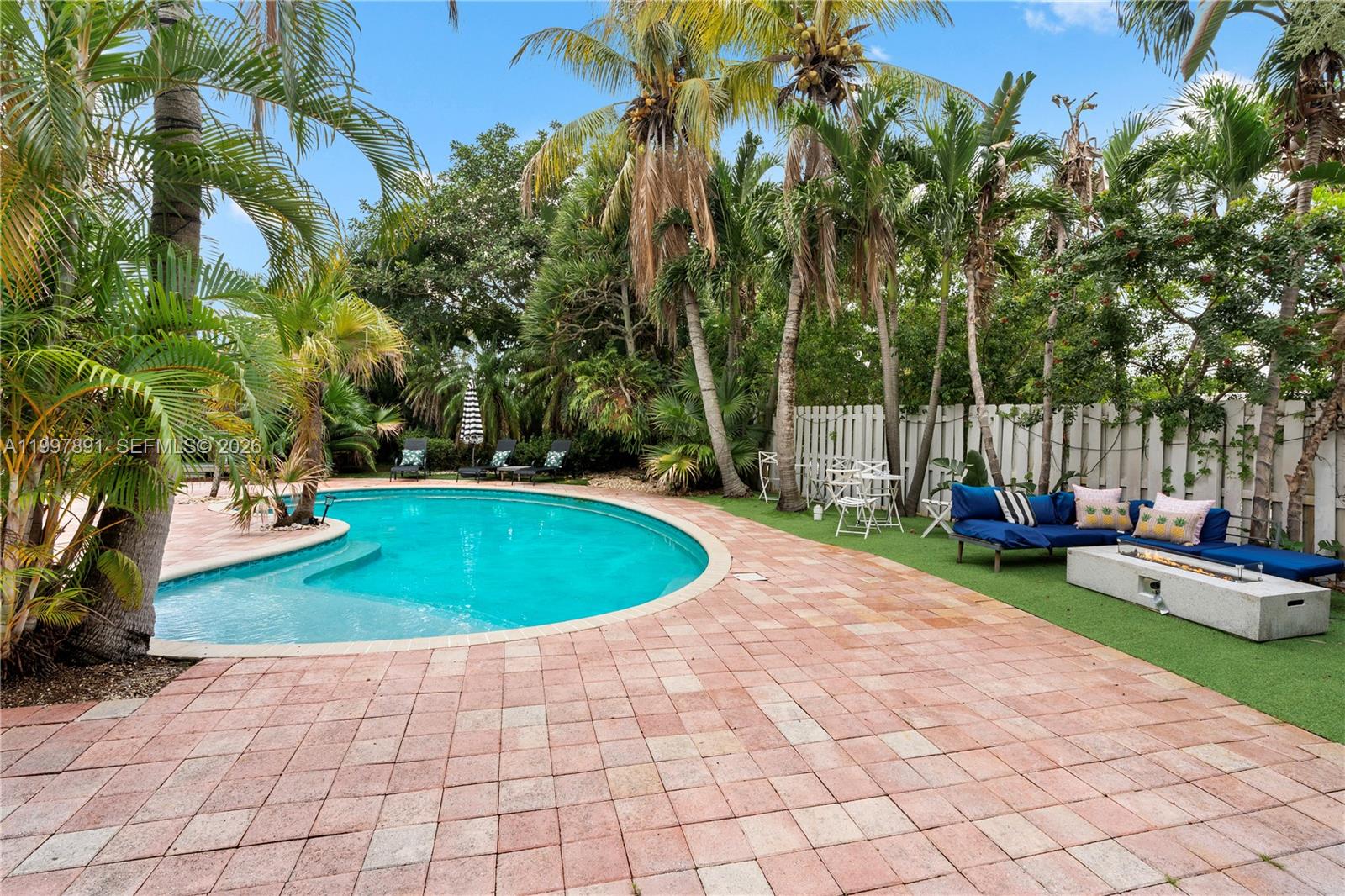 OAKLAND PARK 2ND ADD-RESU - Residential