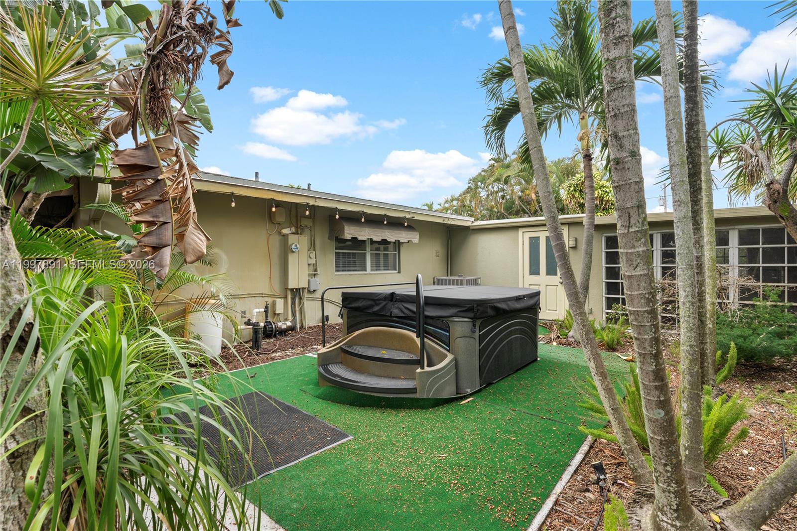 OAKLAND PARK 2ND ADD-RESU - Residential