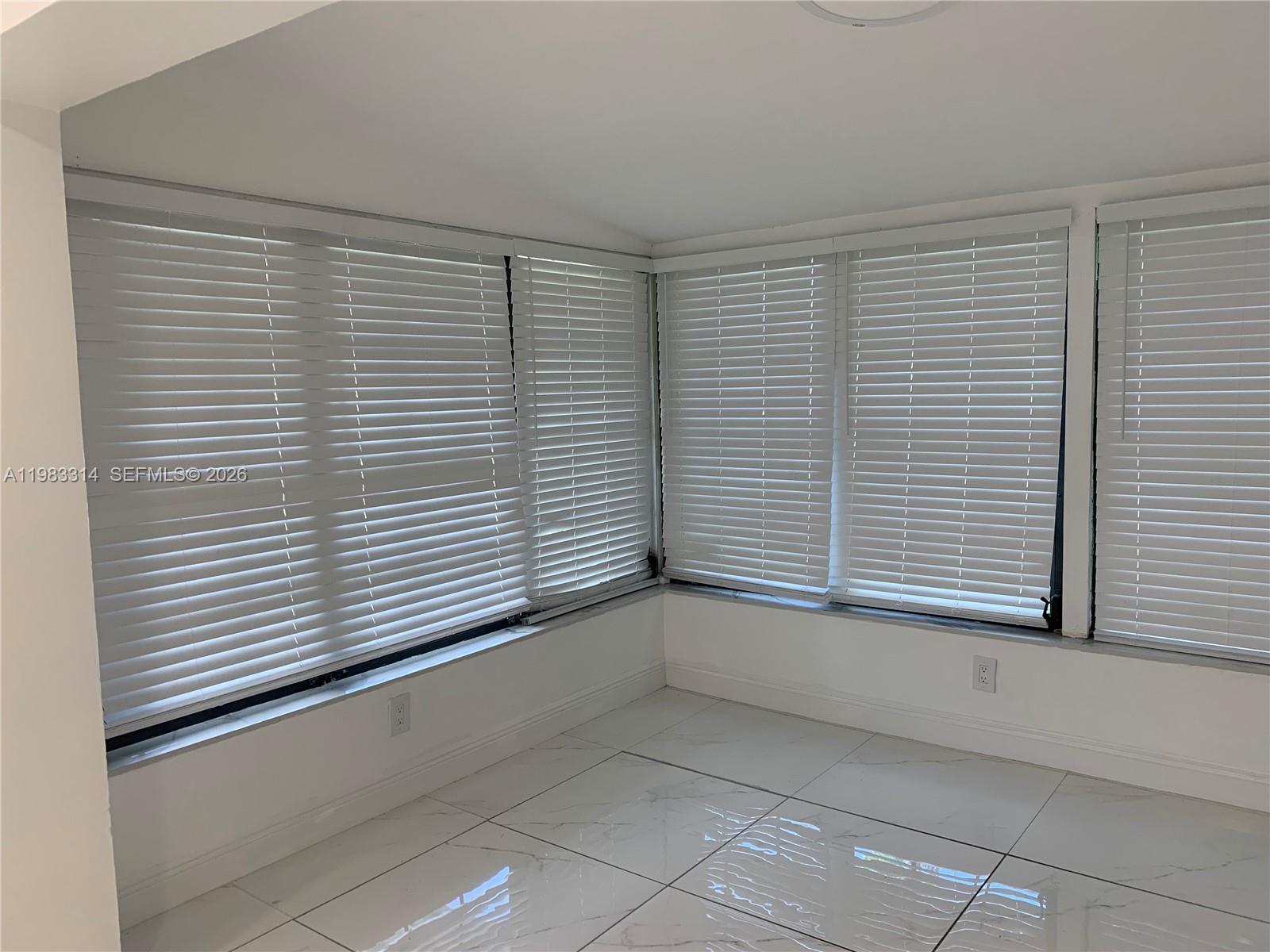 NEW BROWARDALE 1ST ADD - Residential Lease