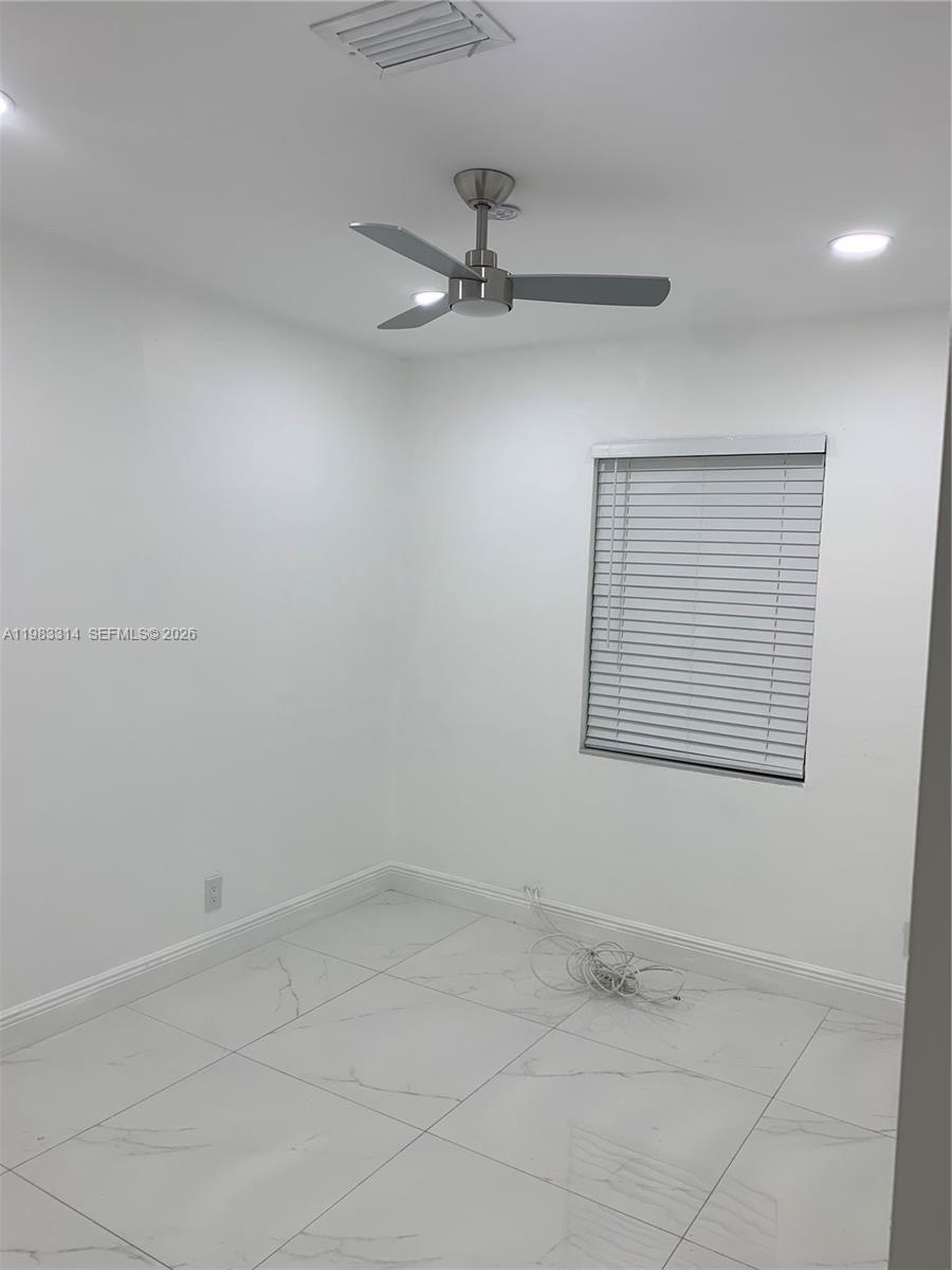 NEW BROWARDALE 1ST ADD - Residential Lease