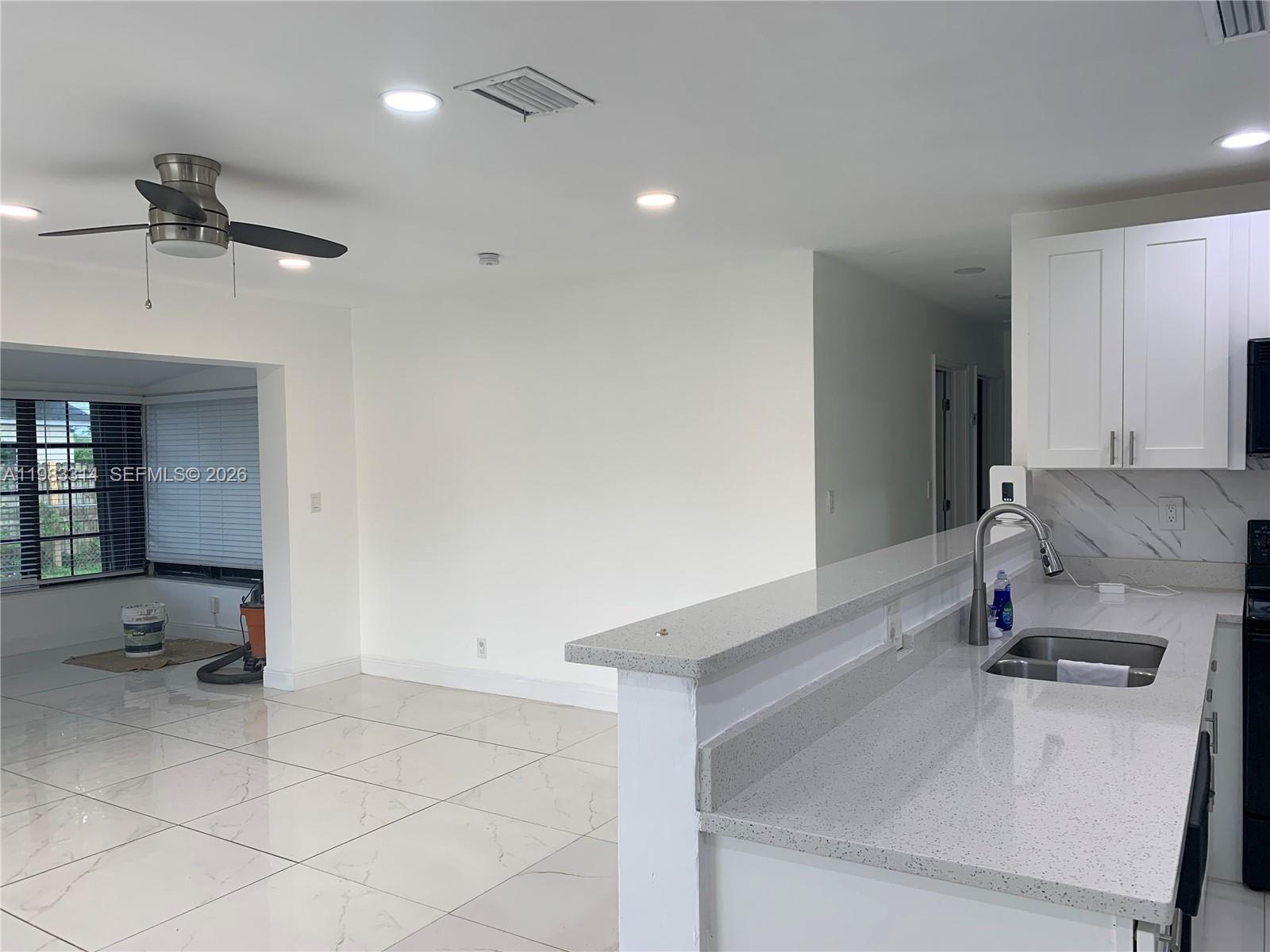 NEW BROWARDALE 1ST ADD - Residential Lease