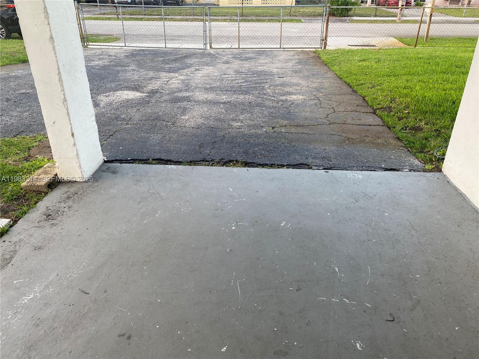 NEW BROWARDALE 1ST ADD - Residential Lease