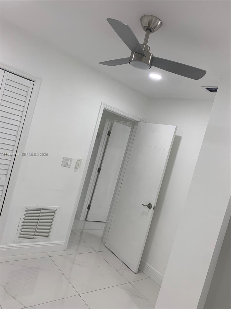 NEW BROWARDALE 1ST ADD - Residential Lease