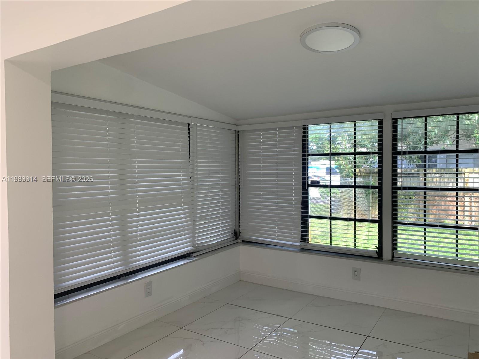 NEW BROWARDALE 1ST ADD - Residential Lease